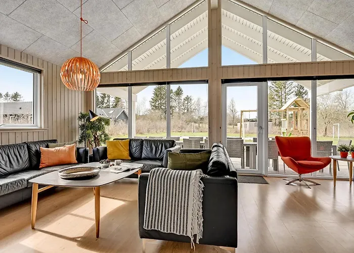 Gorgeous In With Sauna بيت للعطل Glesborg